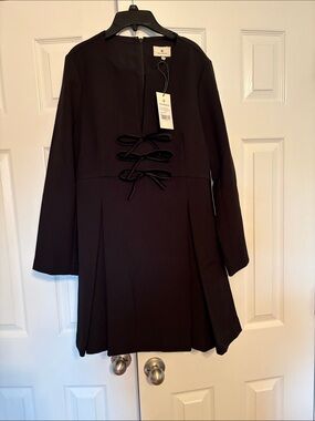 Tuckernuck Black Long-Sleeve Tie-Front A-Line Dress